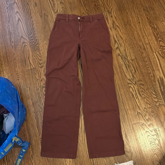 Aritzia cargo pants. Size 0 - Picture 1 of 5
